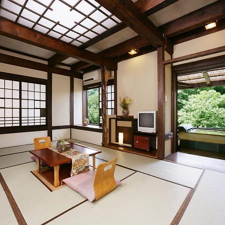 Araki Kousen Ryokan Титибу Экстерьер фото